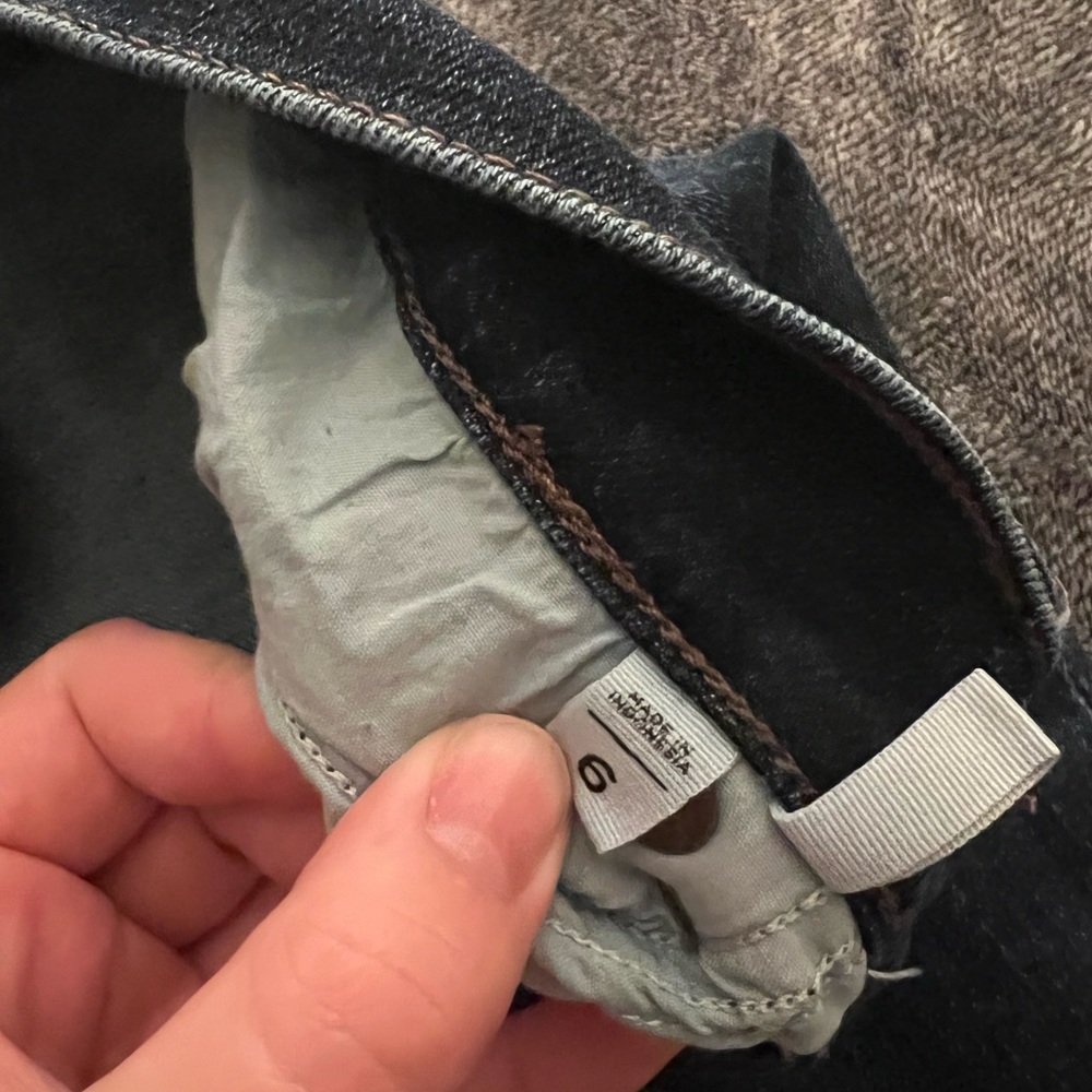 Loft Jeans - Picture 2 of 3